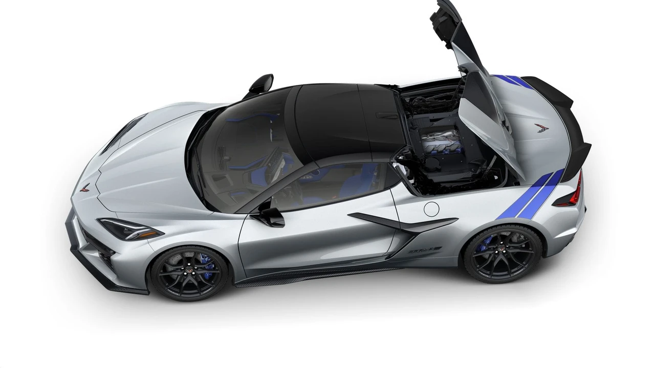 2027 Chevrolet Corvette C8 Grand Sport - Image 7 of 11