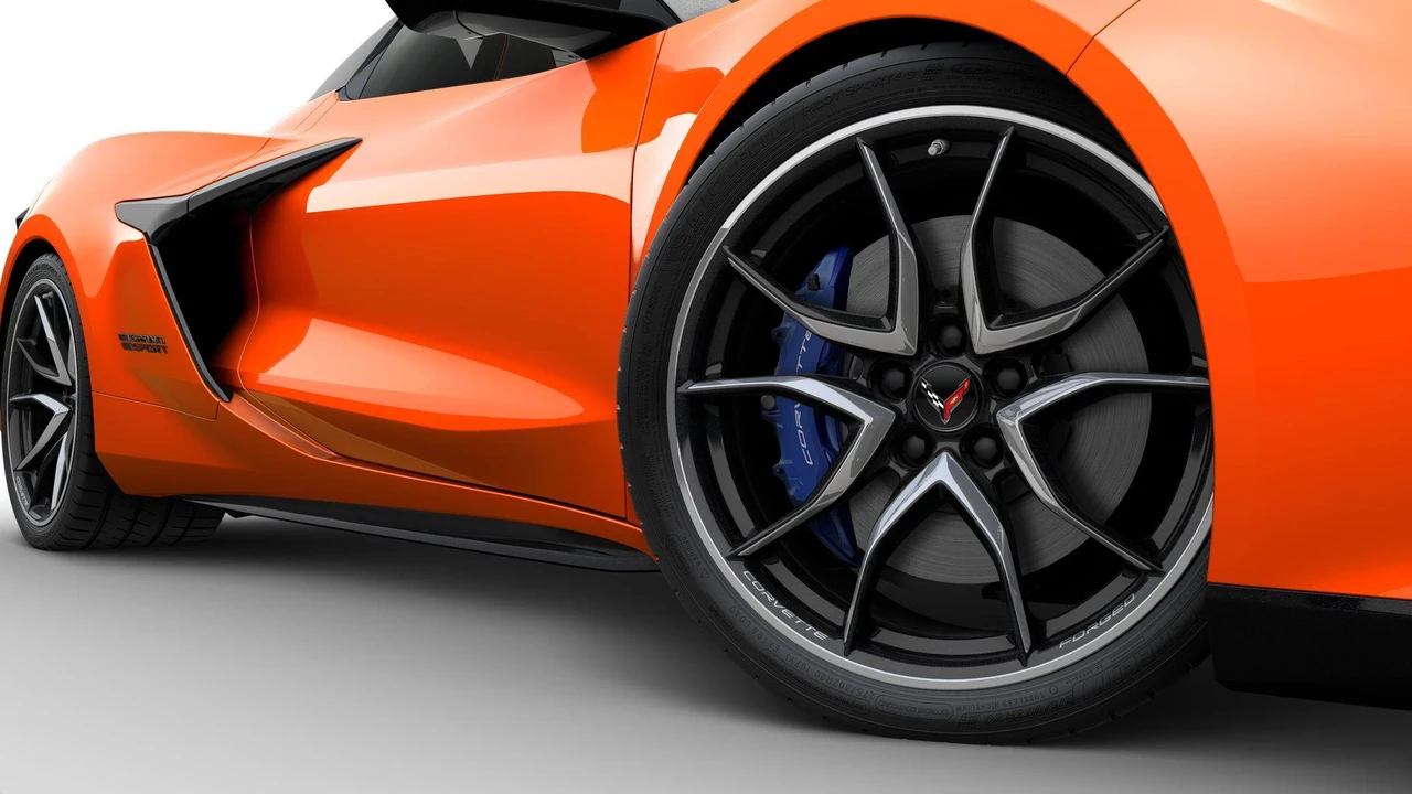 2027 Chevrolet Corvette C8 Grand Sport - Image 6 of 11
