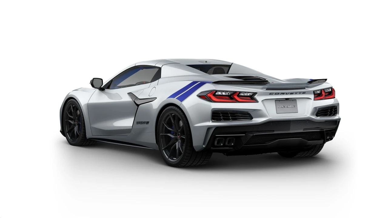 2027 Chevrolet Corvette C8 Grand Sport - Image 6 of 14