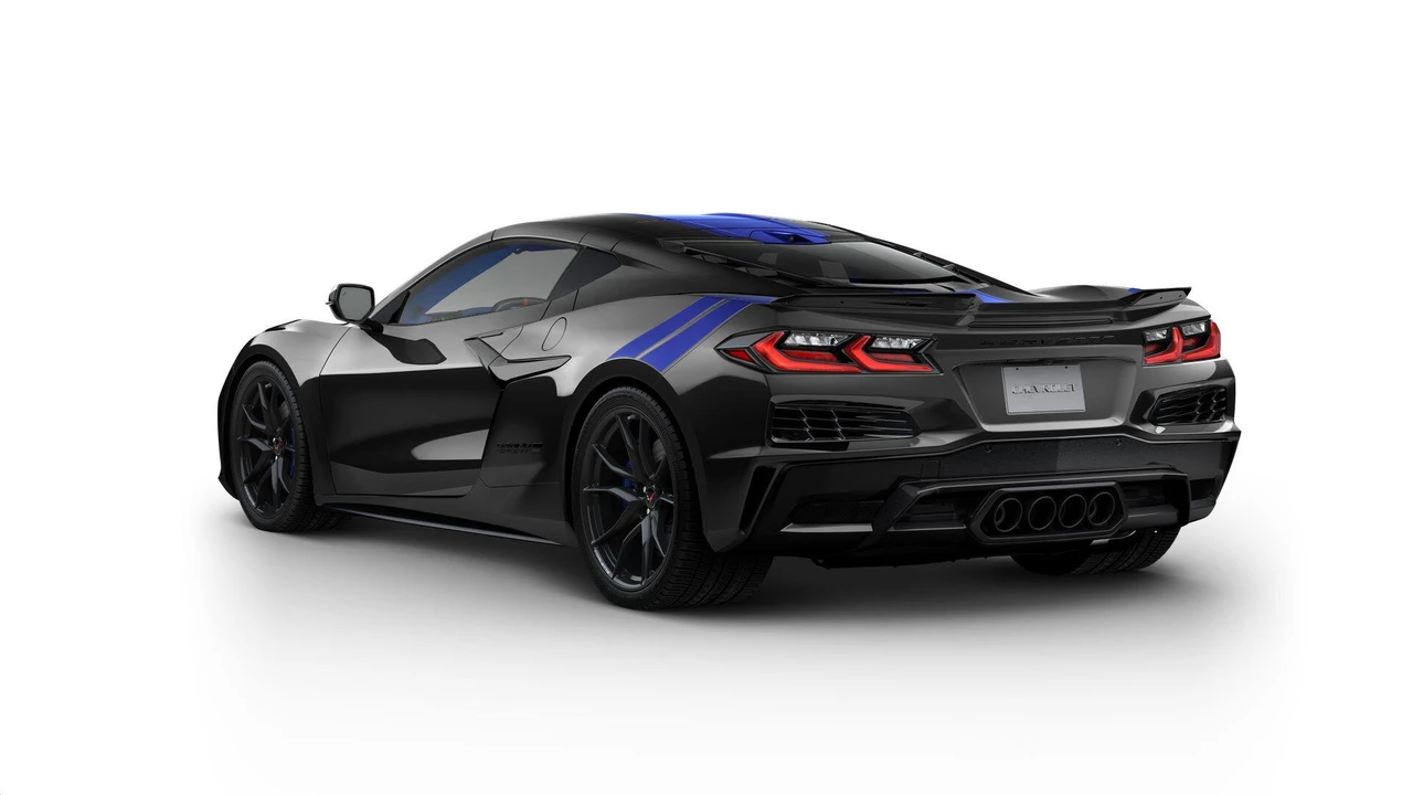 2027 Chevrolet Corvette C8 Grand Sport - Image 3 of 11
