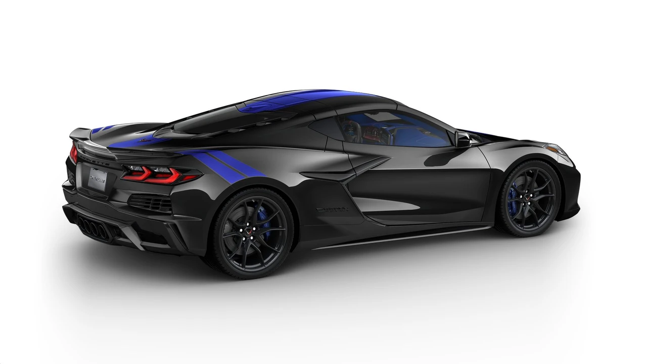 2027 Chevrolet Corvette C8 Grand Sport - Image 4 of 11
