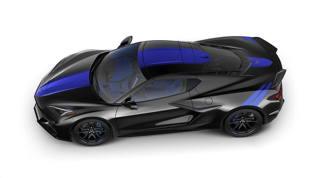 2027 Chevrolet Corvette C8 Grand Sport - Image 7 of 11