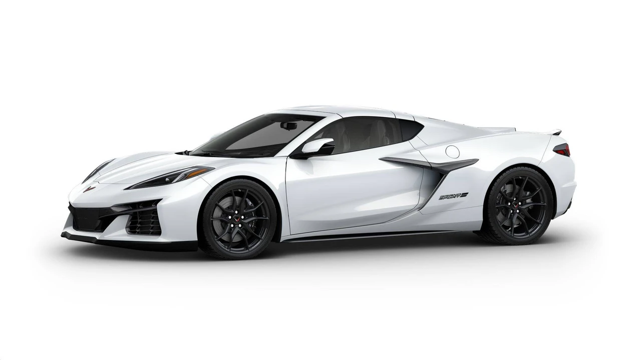 2027 Chevrolet Corvette C8 Grand Sport - Image 8 of 17