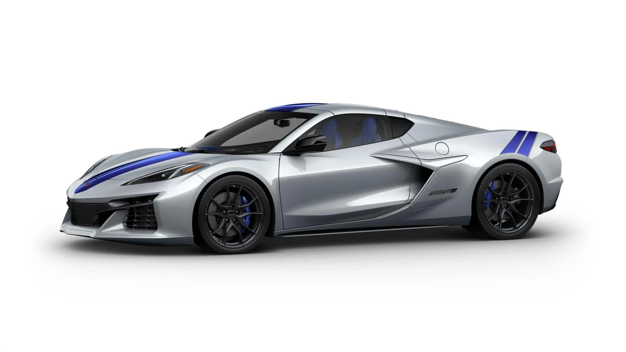 2027 Chevrolet Corvette C8 Grand Sport - Image 2 of 11