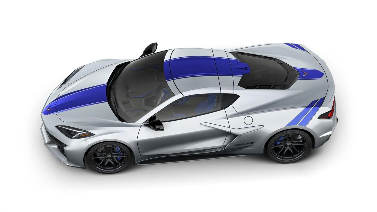 2027 Chevrolet Corvette C8 Grand Sport - Image 7 of 11