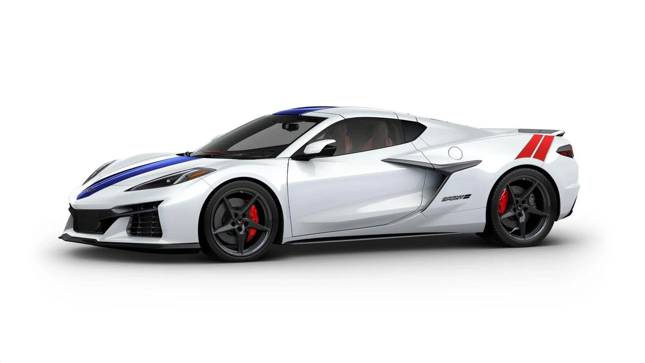 2027 Chevrolet Corvette C8 Grand Sport - Image 2 of 11
