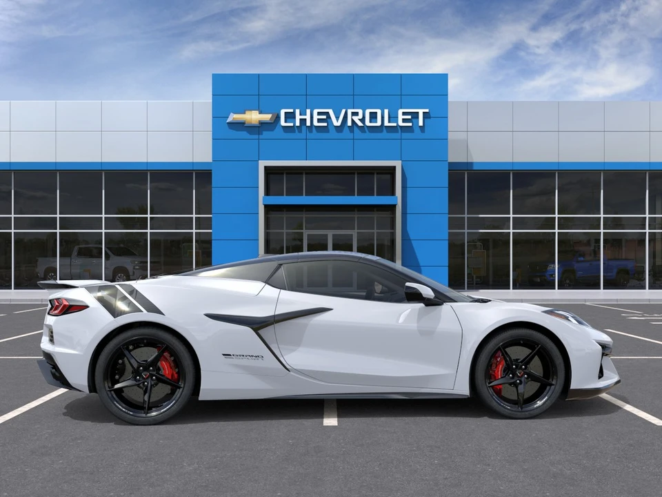 2027 Chevrolet Corvette C8 Grand Sport - Image 5 of 24