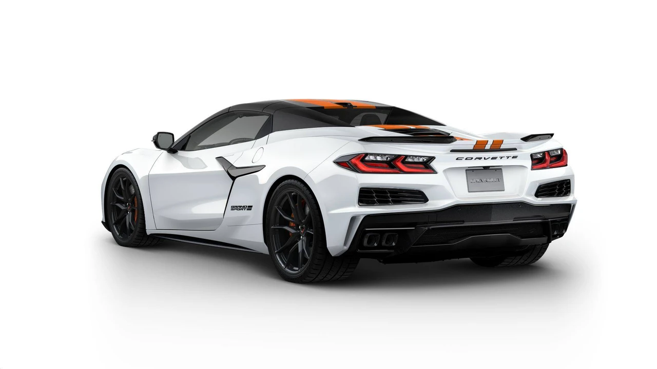 2027 Chevrolet Corvette C8 Grand Sport - Image 3 of 11