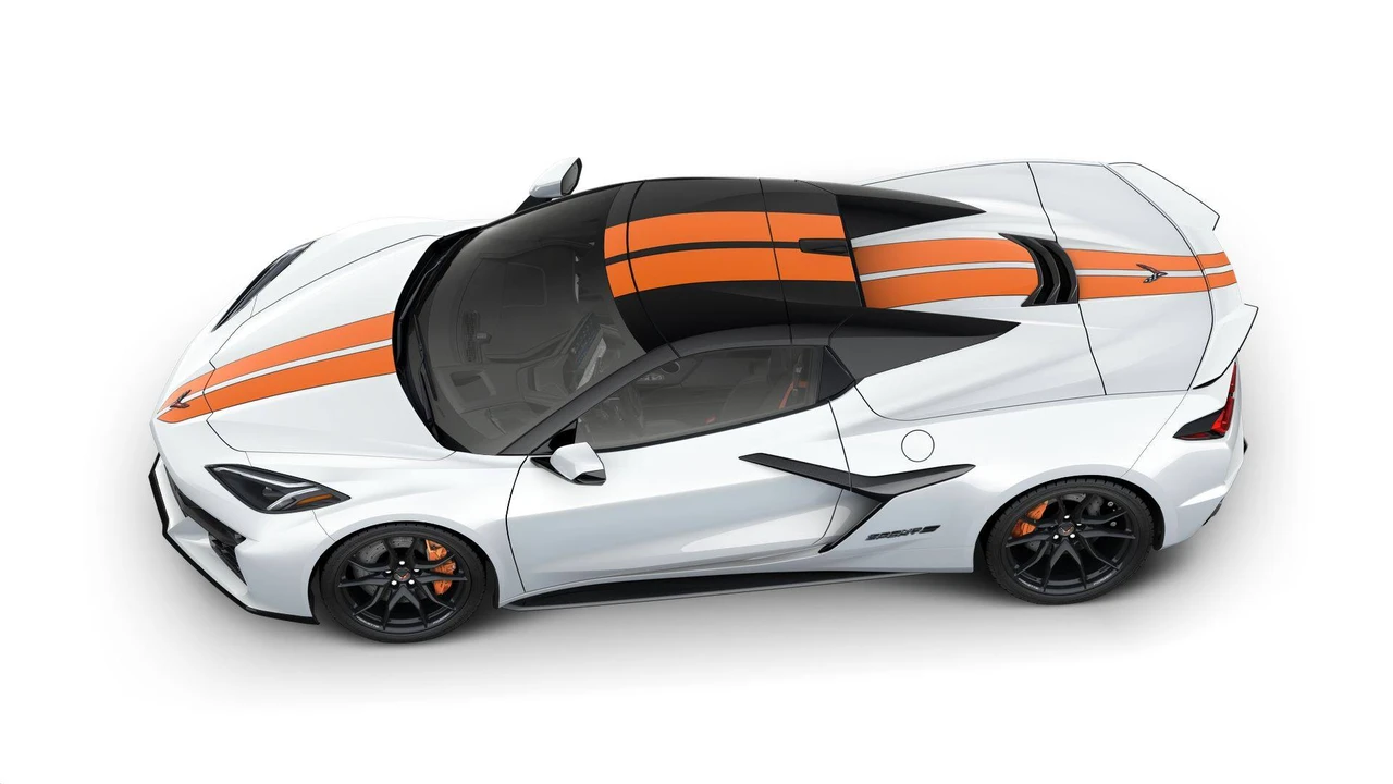 2027 Chevrolet Corvette C8 Grand Sport - Image 7 of 11