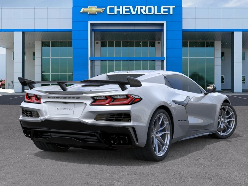 2027 Chevrolet Corvette C8 Grand Sport - Image 28 of 31