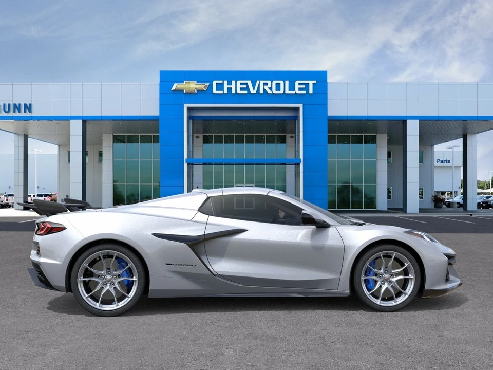 2027 Chevrolet Corvette C8 Grand Sport - Image 29 of 31