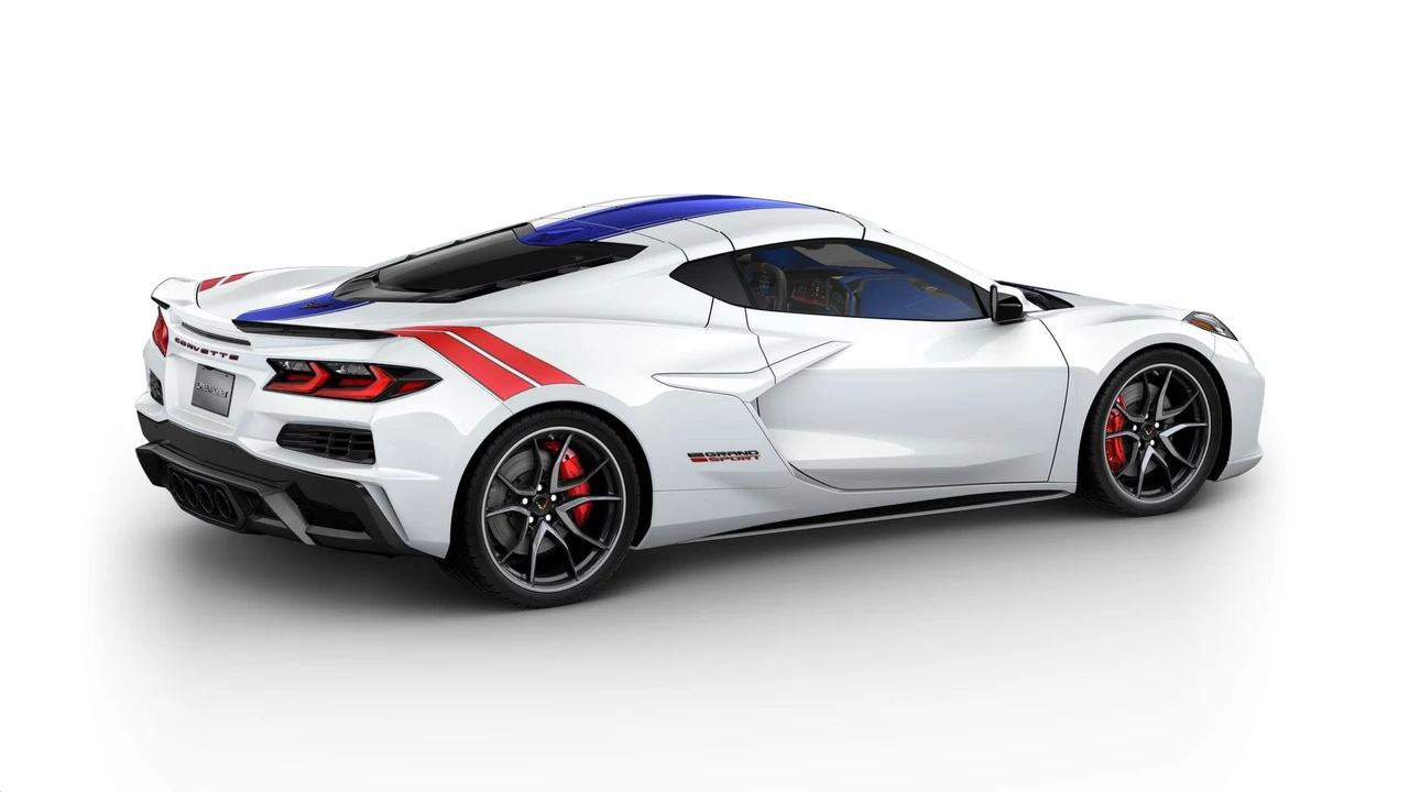 2027 Chevrolet Corvette C8 Grand Sport - Image 4 of 11