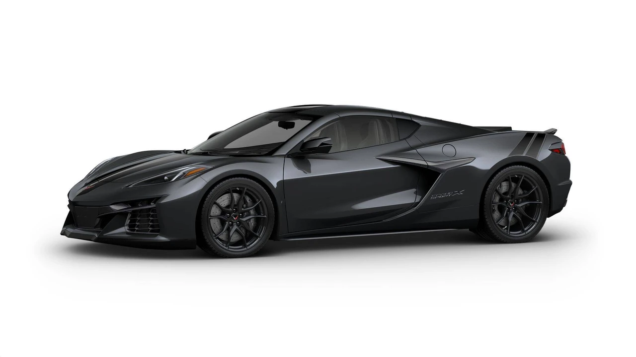 2027 Chevrolet Corvette C8 Grand Sport - Image 2 of 11
