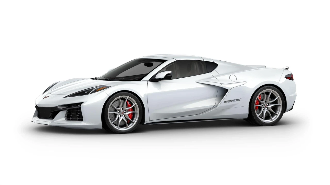 2027 Chevrolet Corvette C8 Grand Sport - Image 2 of 11