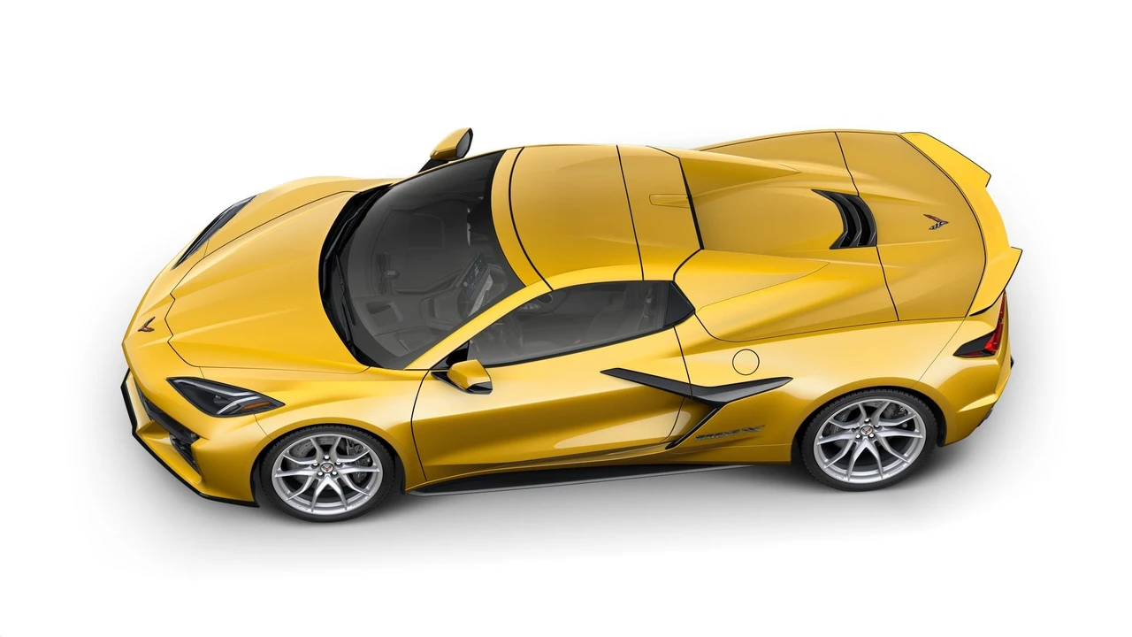 2027 Chevrolet Corvette C8 Grand Sport - Image 7 of 11
