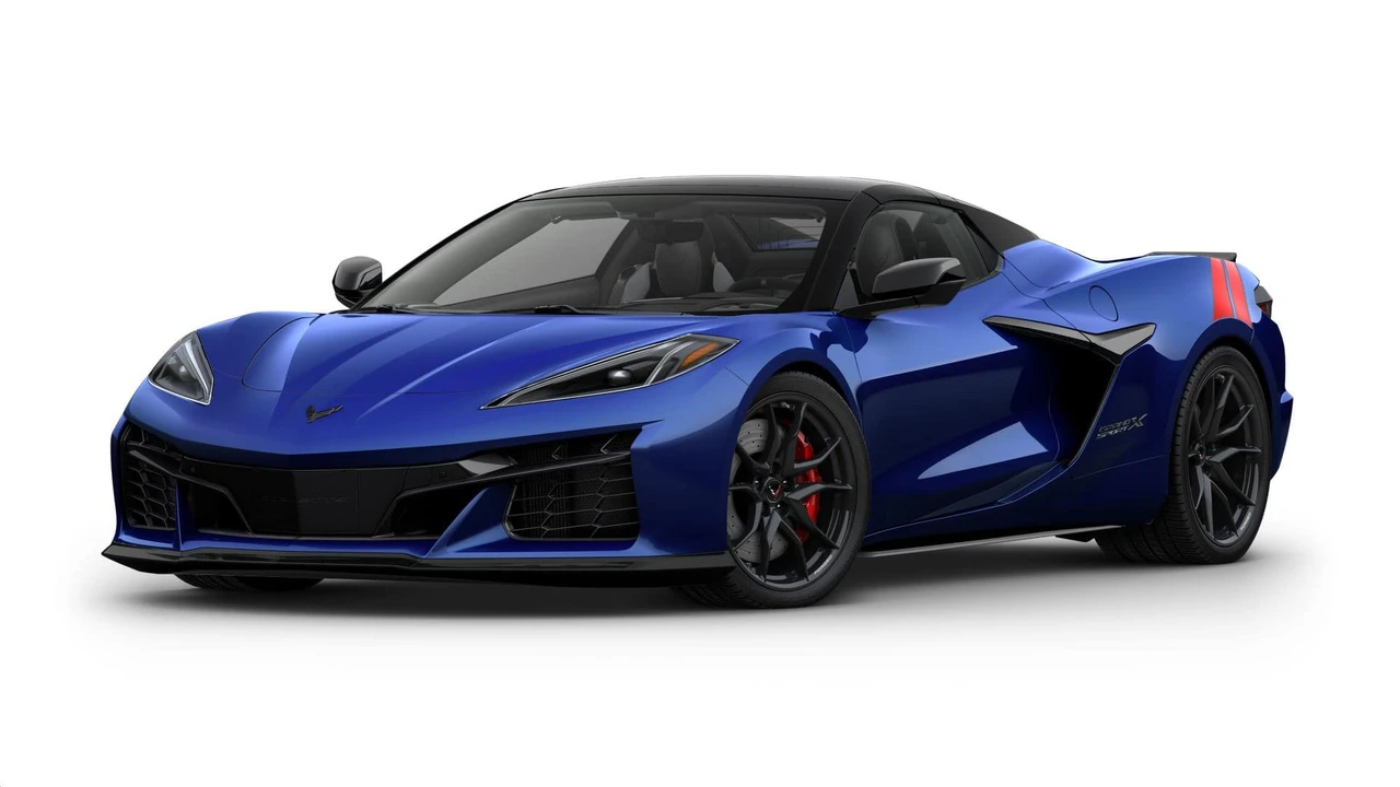 2027 Chevrolet Corvette C8 Grand Sport - Image 2 of 12