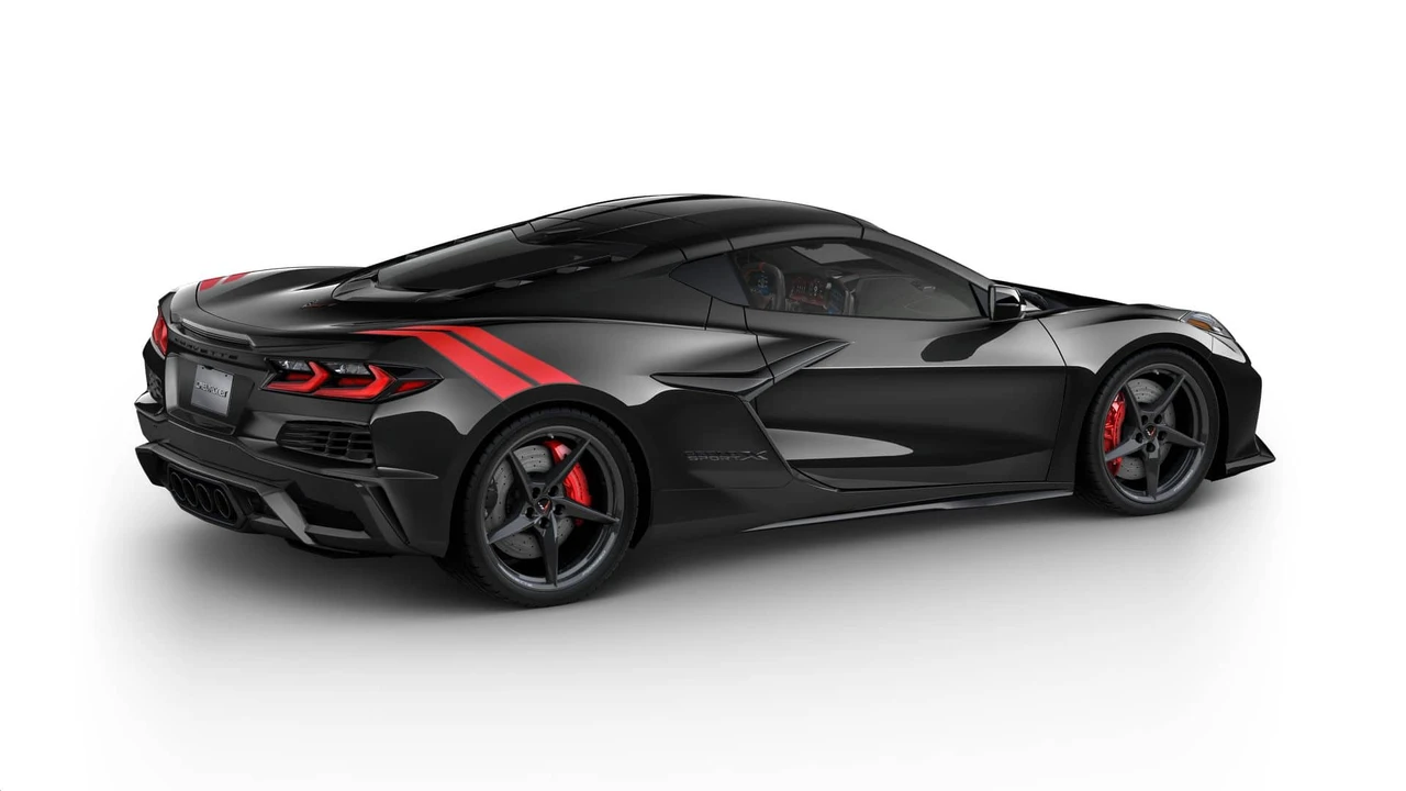 2027 Chevrolet Corvette C8 Grand Sport - Image 4 of 11