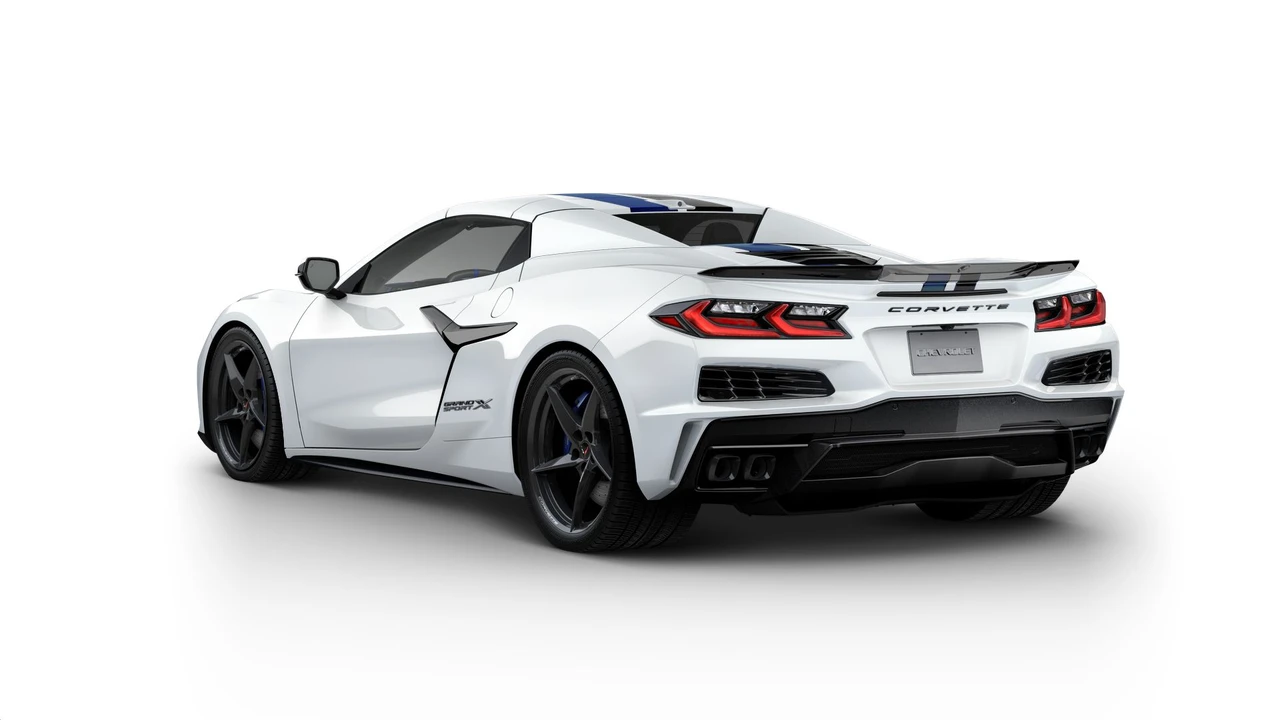 2027 Chevrolet Corvette C8 Grand Sport - Image 3 of 11