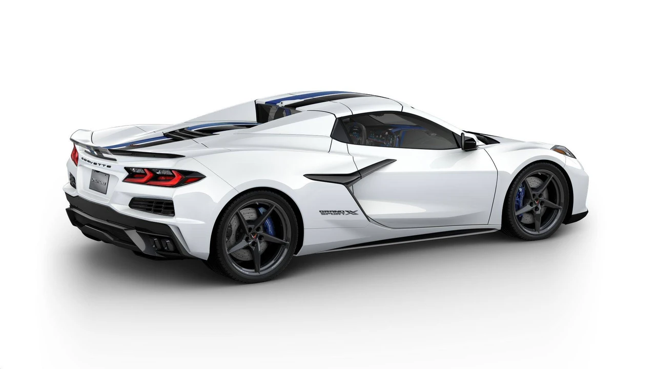 2027 Chevrolet Corvette C8 Grand Sport - Image 4 of 11