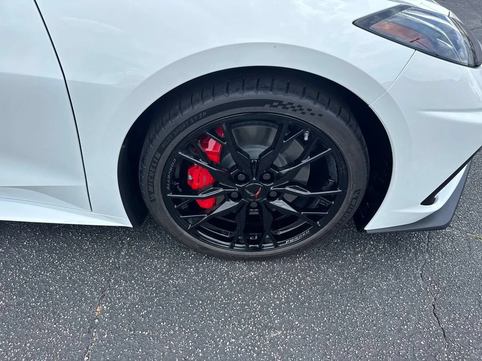 2027 Chevrolet Corvette C8 Grand Sport - Image 13 of 31