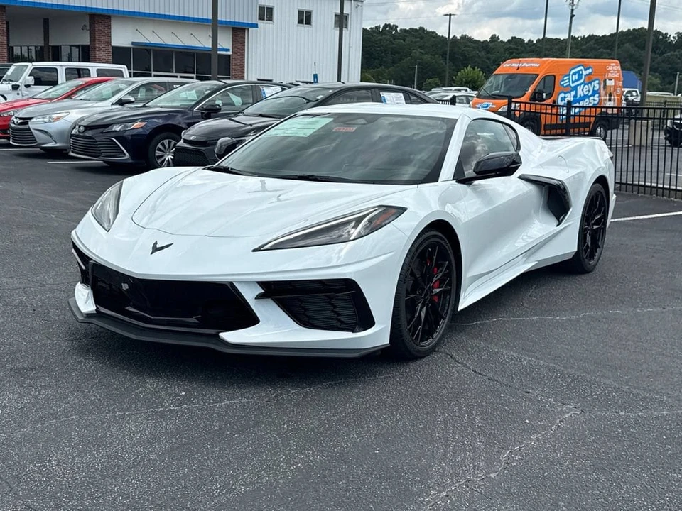2027 Chevrolet Corvette C8 Grand Sport - Image 2 of 31