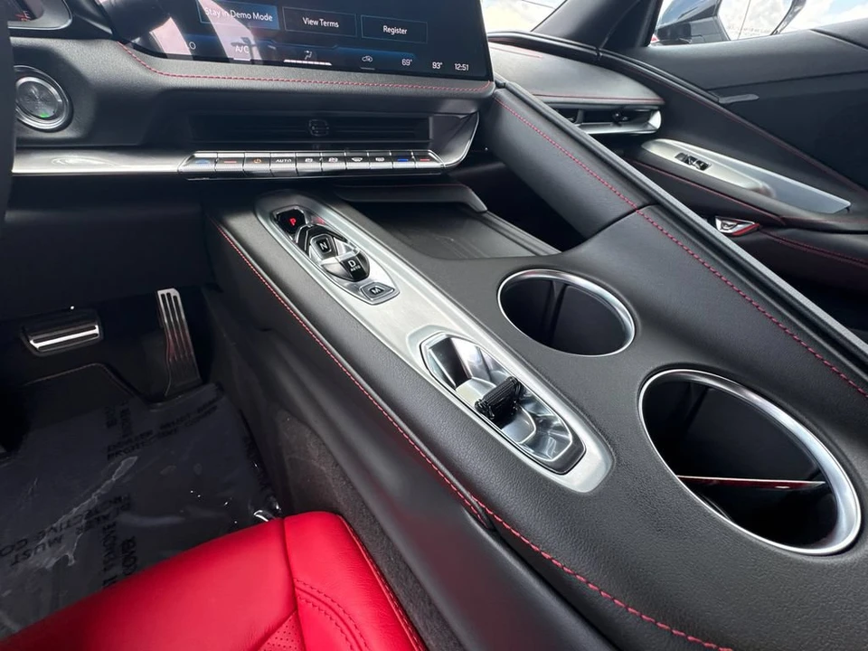 2027 Chevrolet Corvette C8 Grand Sport - Image 26 of 31
