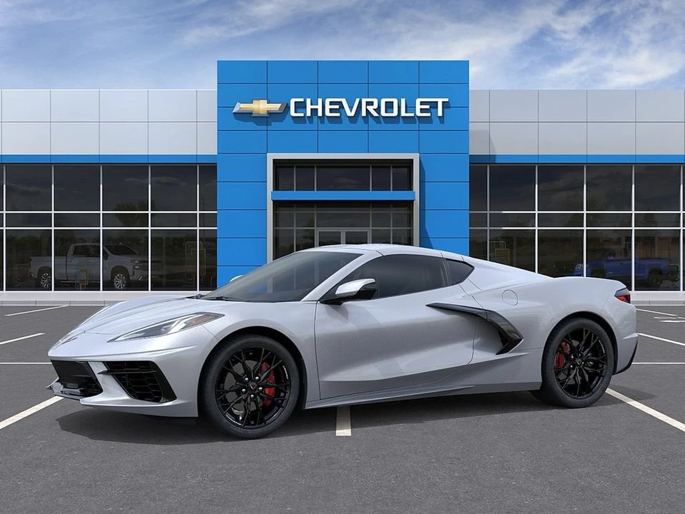 2027 Chevrolet Corvette C8 Grand Sport - Image 2 of 31