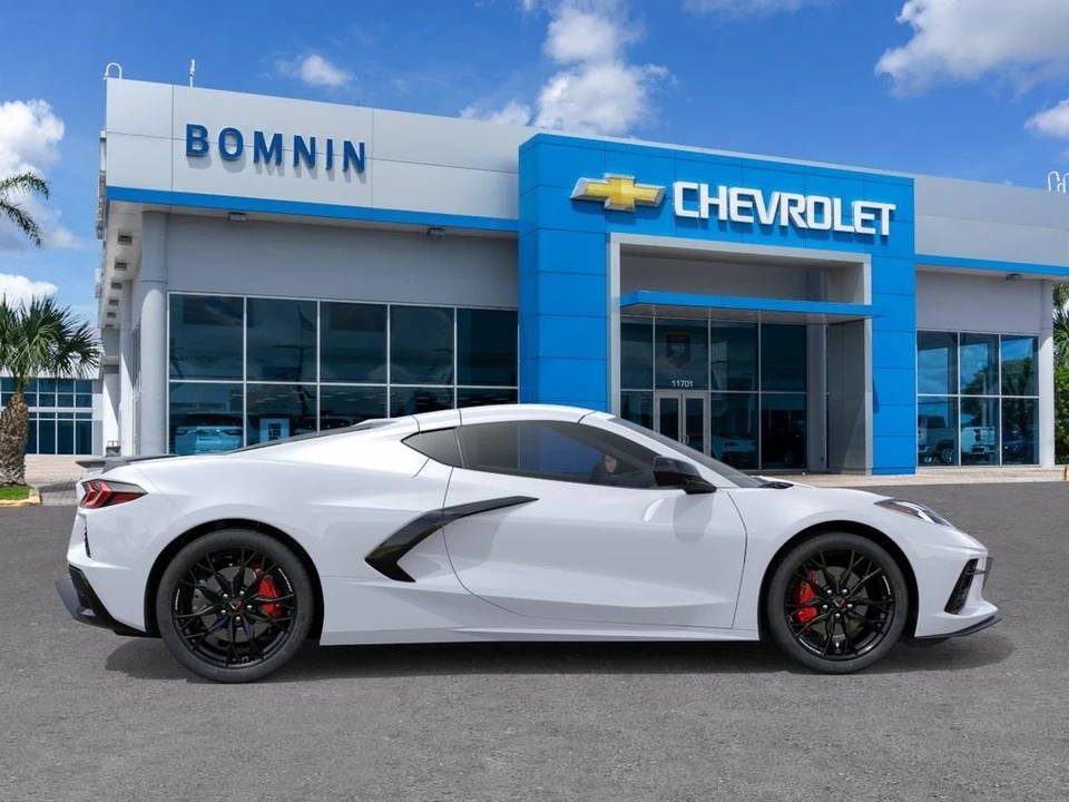 2027 Chevrolet Corvette C8 Grand Sport - Image 6 of 31