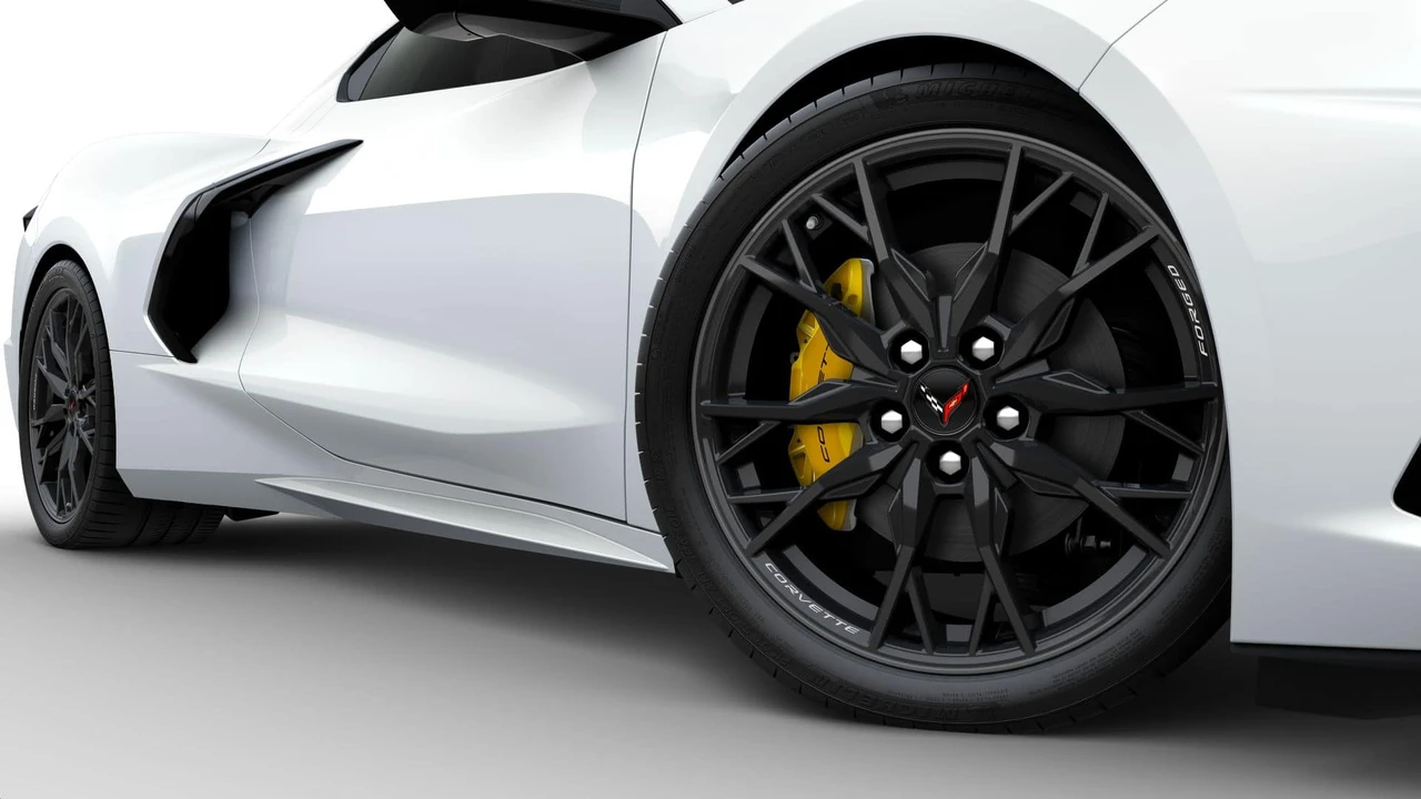 2027 Chevrolet Corvette C8 Grand Sport - Image 6 of 11