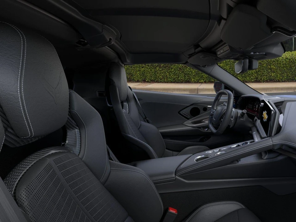 2027 Chevrolet Corvette C8 Grand Sport - Image 17 of 31