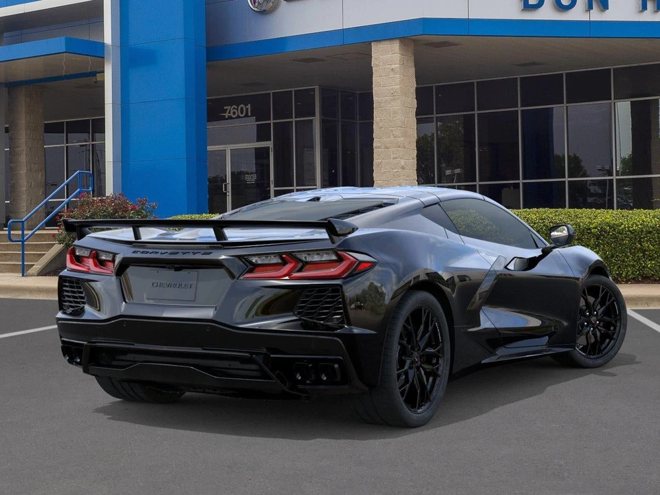 2027 Chevrolet Corvette C8 Grand Sport - Image 4 of 31