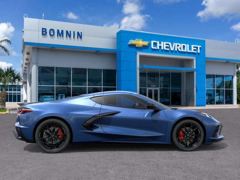 2027 Chevrolet Corvette C8 Grand Sport - Image 6 of 31