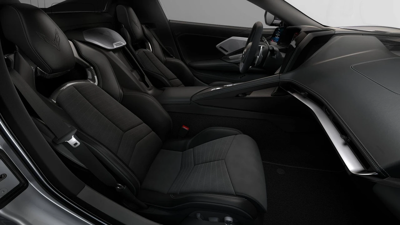 2027 Chevrolet Corvette C8 - Image 17 of 19