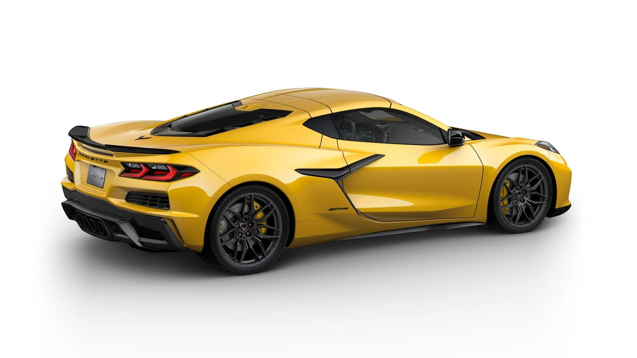 2027 Chevrolet Corvette C8 Grand Sport - Image 28 of 31