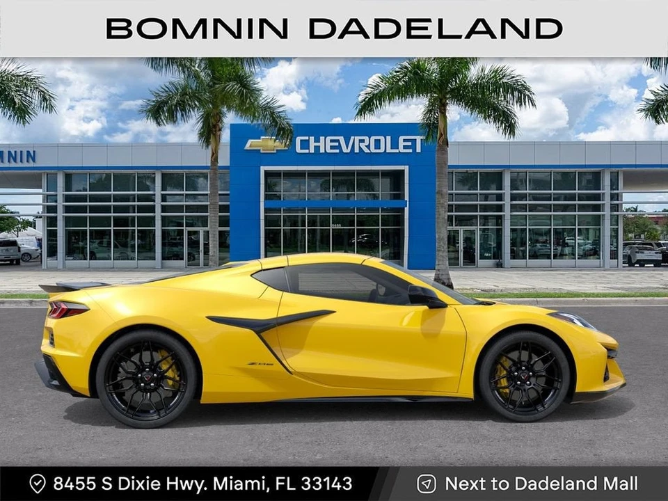 2027 Chevrolet Corvette C8 Grand Sport - Image 6 of 31