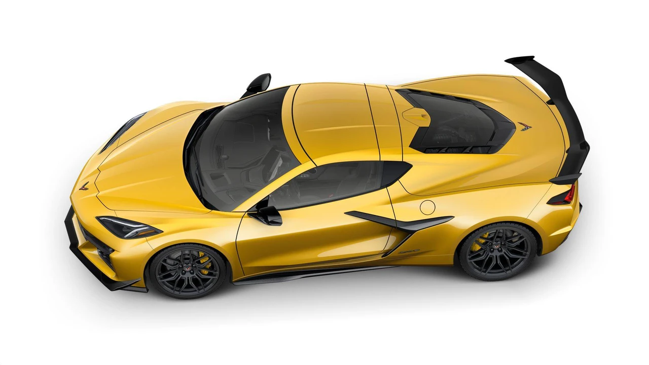 2027 Chevrolet Corvette C8 Z06 - Image 7 of 11