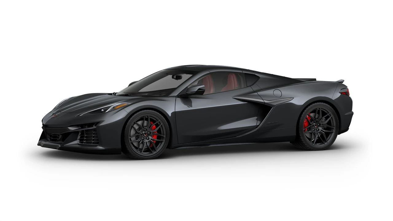 2027 Chevrolet Corvette C8 Z06 - Image 26 of 31