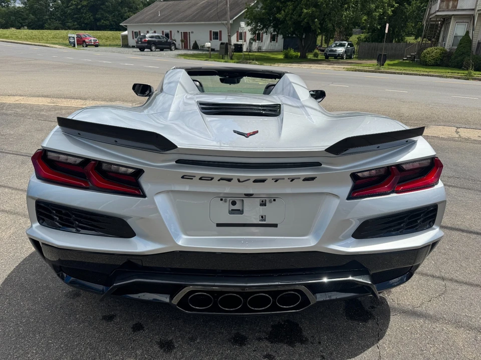 2027 Chevrolet Corvette C8 Z06 - Image 8 of 30