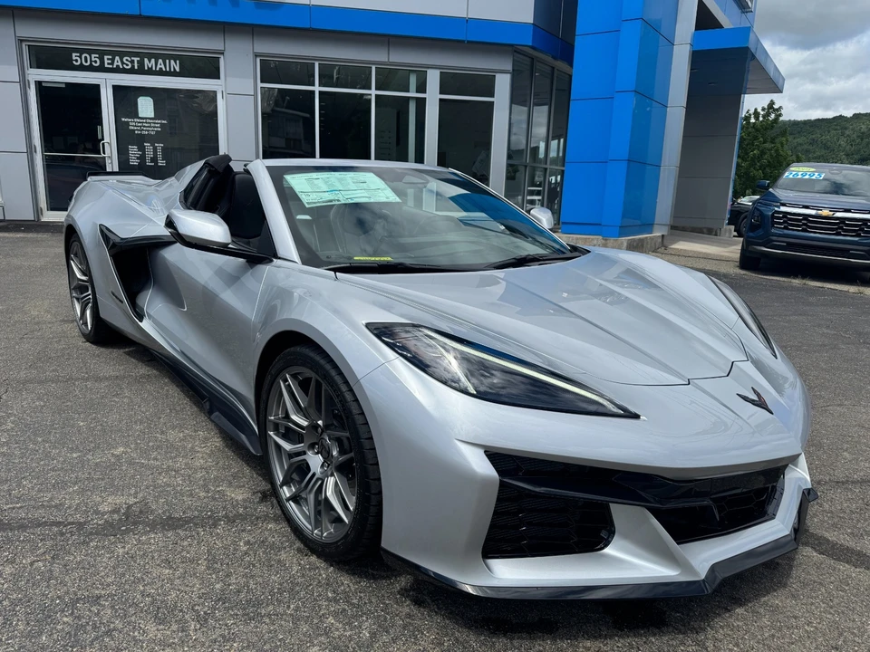 2027 Chevrolet Corvette C8 Z06 - Image 4 of 30