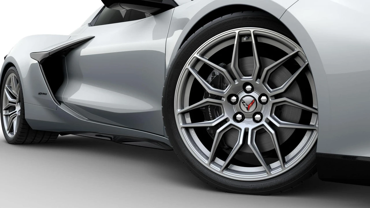 2027 Chevrolet Corvette C8 Z06 - Image 6 of 11