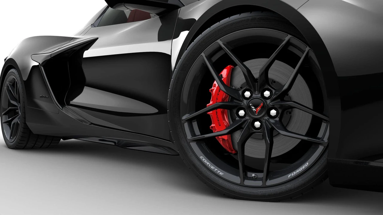 2027 Chevrolet Corvette C8 Z06 - Image 30 of 31