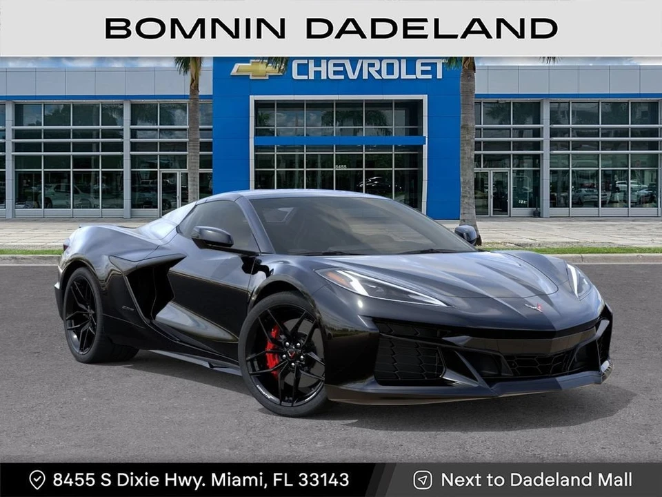 2027 Chevrolet Corvette C8 Z06 - Image 8 of 31