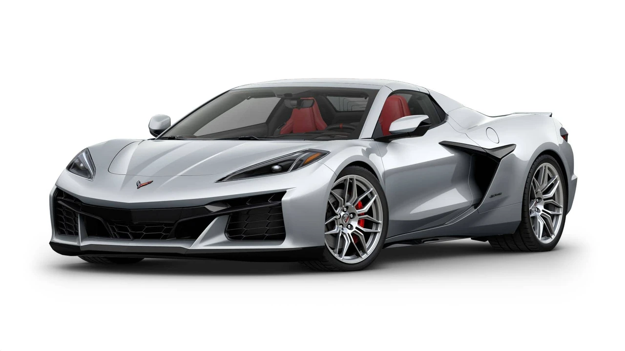 2027 Chevrolet Corvette C8 Z06 - Image 25 of 31