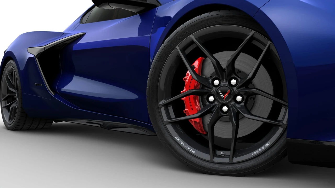 2027 Chevrolet Corvette C8 Z06 - Image 30 of 31
