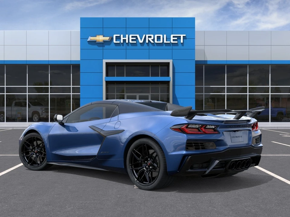 2027 Chevrolet Corvette C8 Z06 - Image 3 of 31