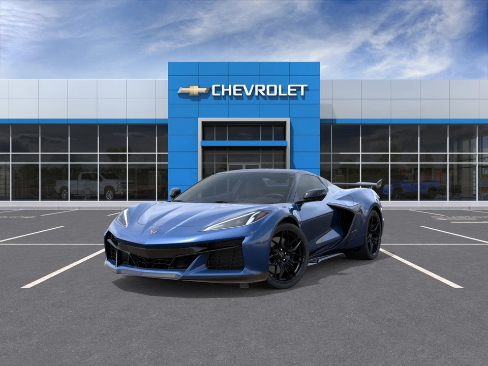 2027 Chevrolet Corvette C8 Z06 - Image 8 of 31