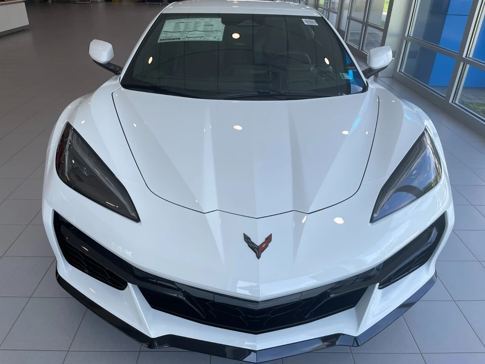 2027 Chevrolet Corvette C8 Z06 - Image 3 of 31