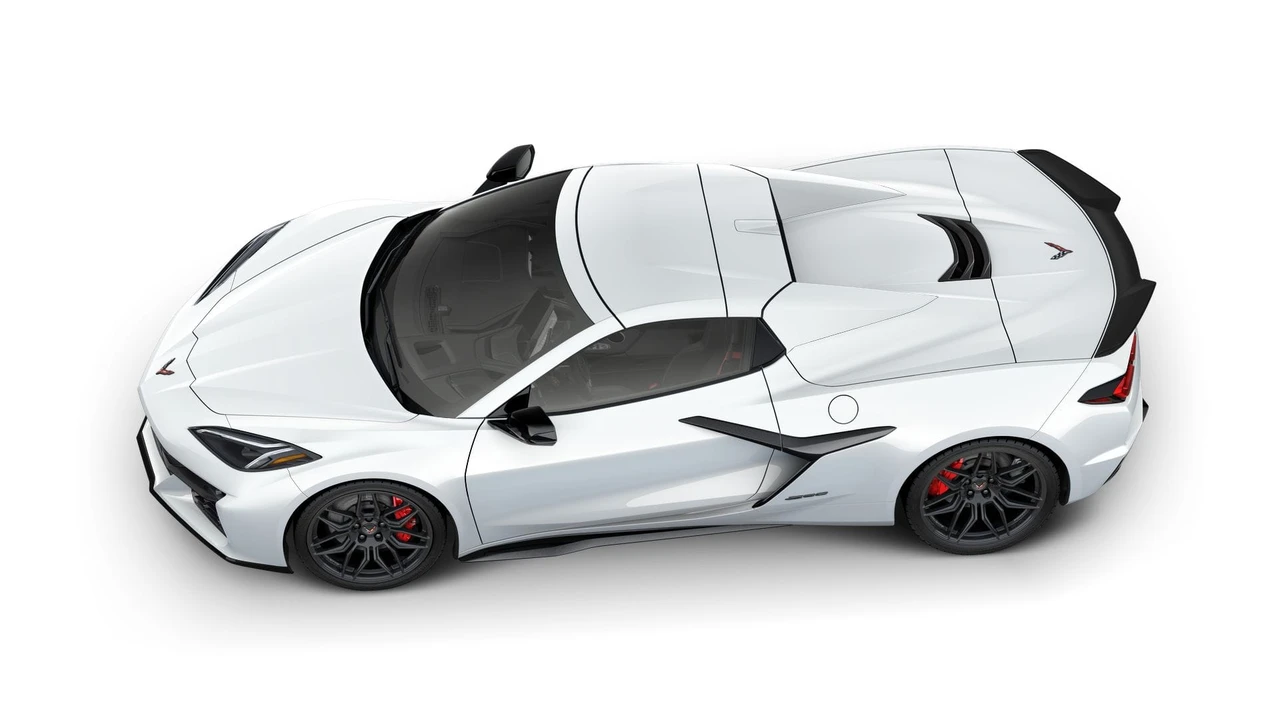 2027 Chevrolet Corvette C8 Z06 - Image 7 of 11