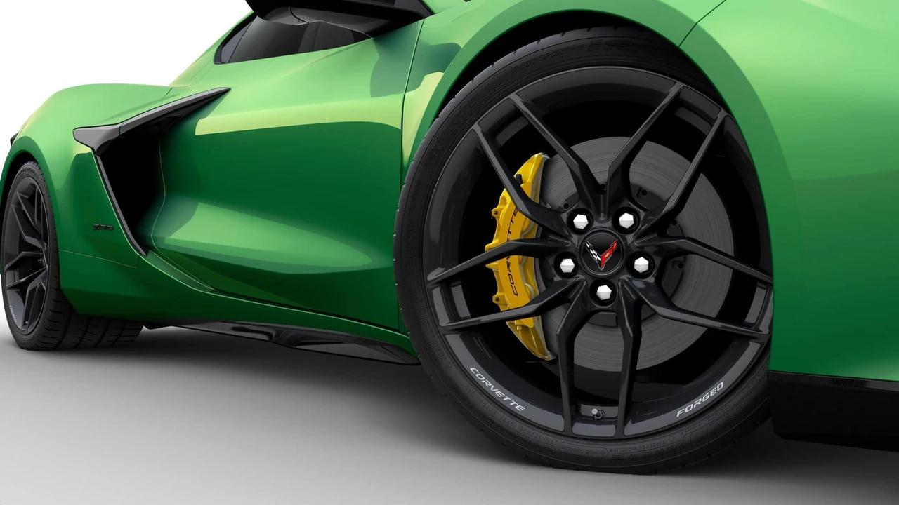 2027 Chevrolet Corvette C8 Z06 - Image 6 of 11