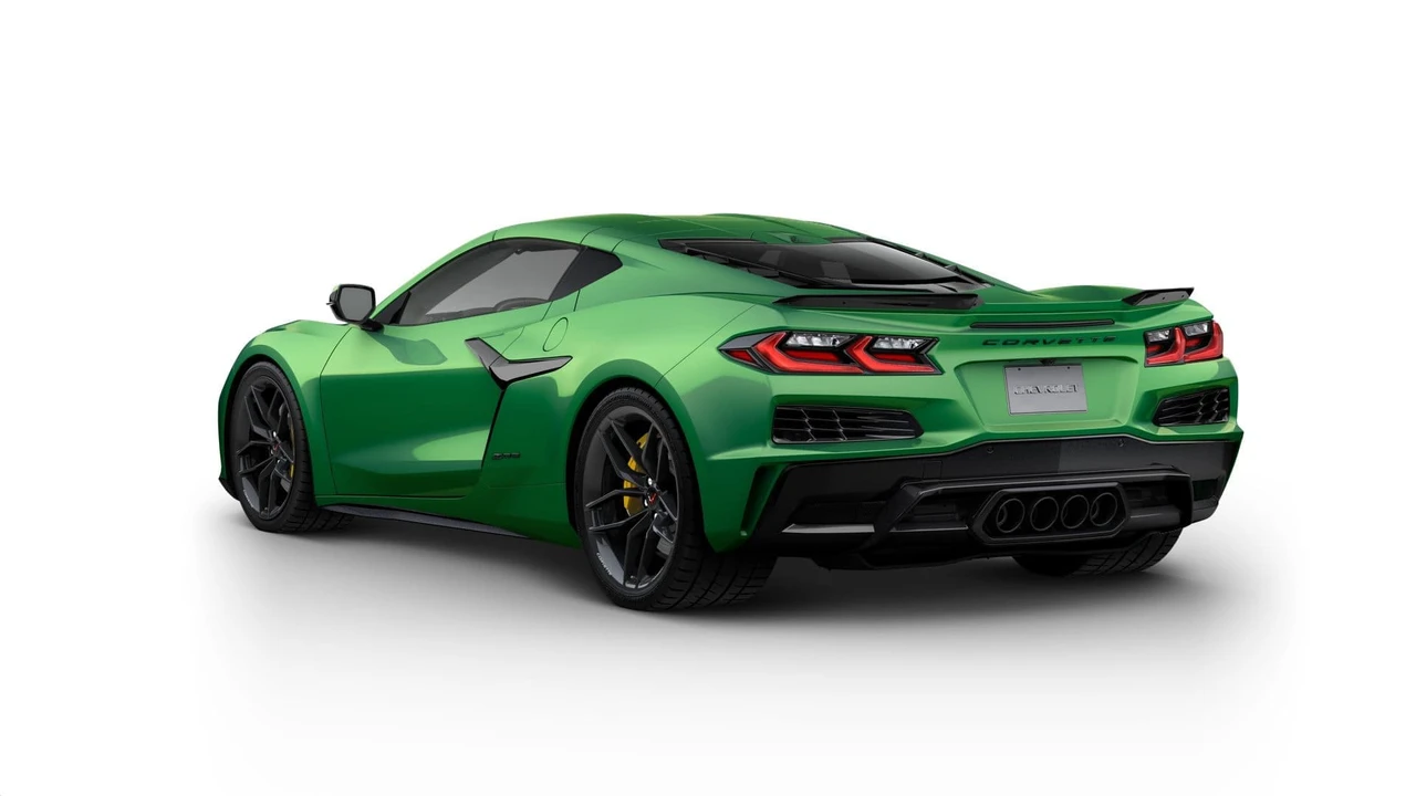 2027 Chevrolet Corvette C8 Z06 - Image 3 of 11
